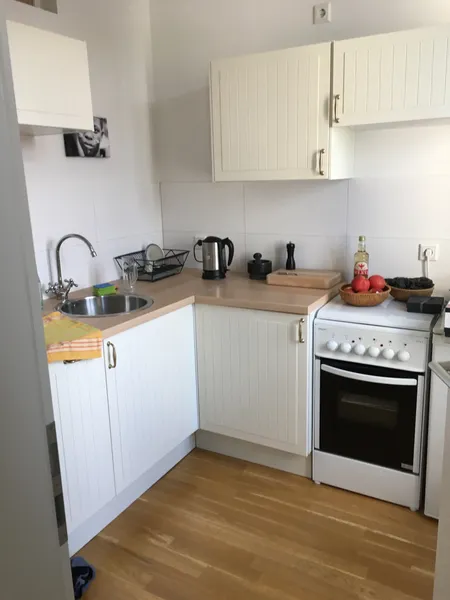 Geschmackvolle 2-Raum-Wohnung mit Balkon und EBK in Berlin Prenzlauer Berg — photo 1